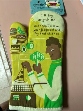 Blue Q Novelty Oven Mitt in Lime Green & Brown